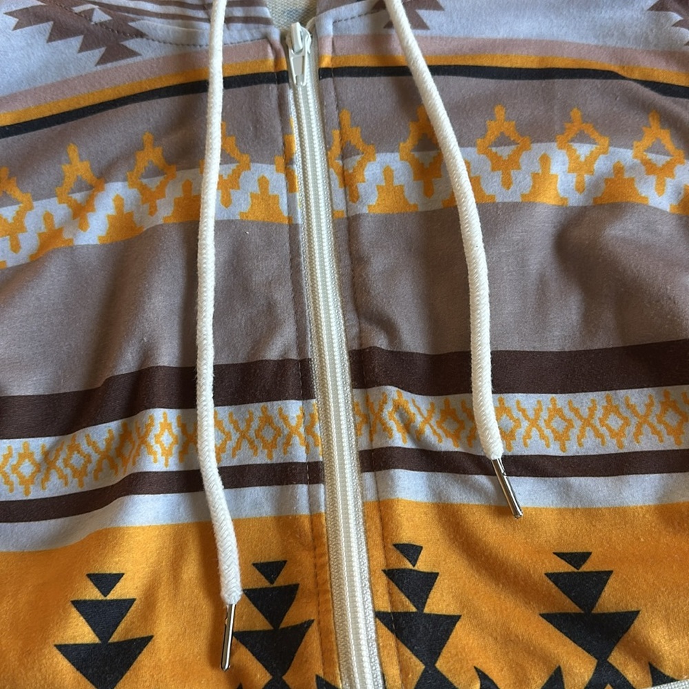Women's *NEW* Southwestern Print Women's Full Zip Lightweight Hooded Sweater - Picture 9 of 9
